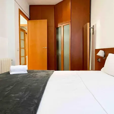 Hostourist@bcn Monumental Apartment *
